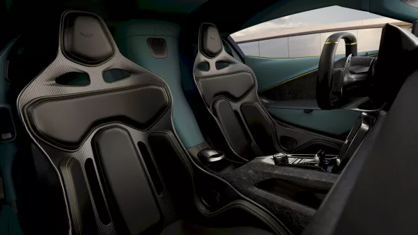 Źródło: Aston Martin Press Kit
