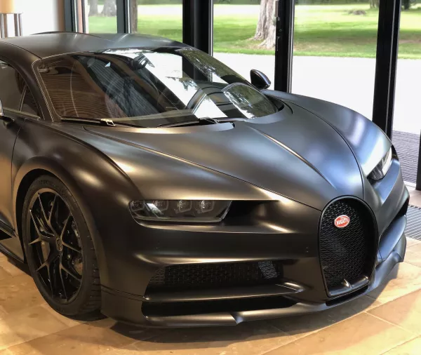 chiron_carbone_bugatti_0.jpg