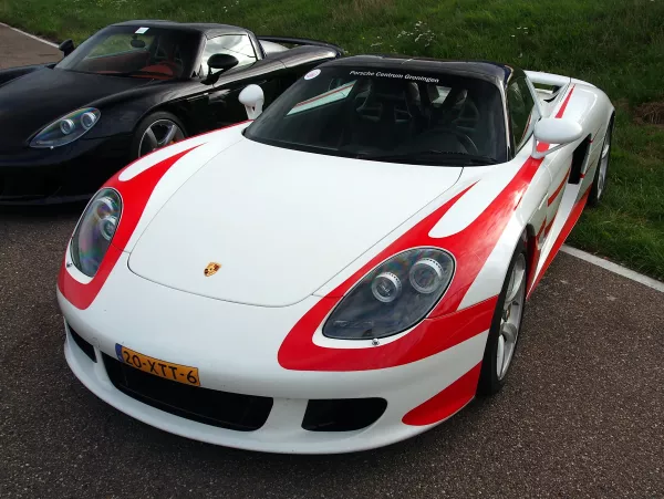 porsce_carrera_gt11-pic1.JPG