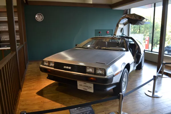de_lorean_dmc-12-24010611053.jpg