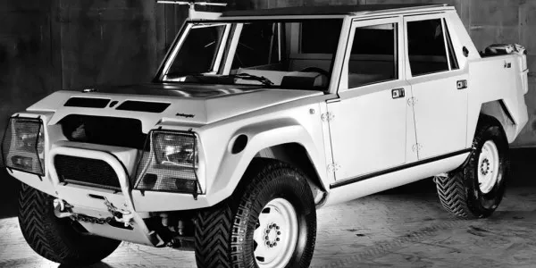 Lamborghini LM002